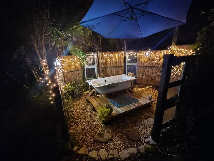 Gumboot Paradise Eco Stay Barrytown Luaran gambar