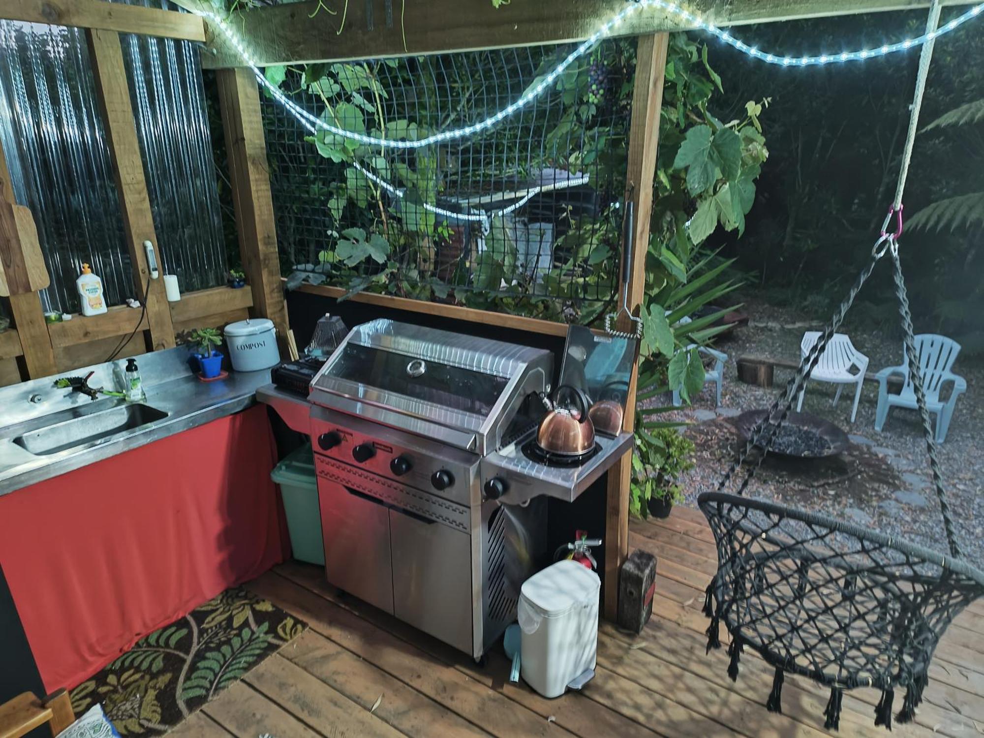 Gumboot Paradise Eco Stay Barrytown Luaran gambar